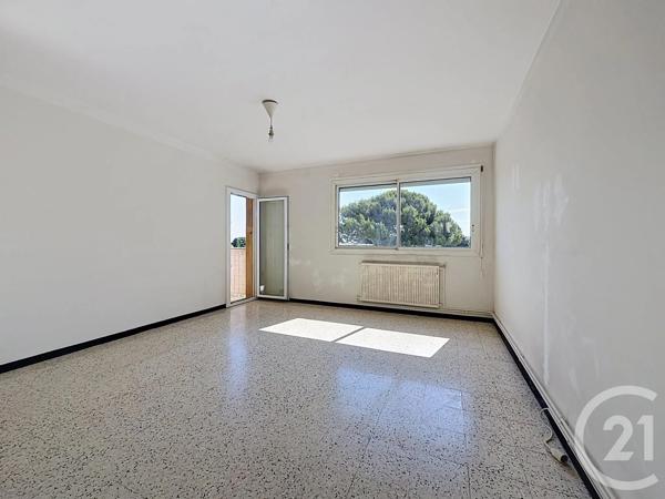 Appartement F3 à vendre  3 pièces - 61,42 m 2   SETE  - 34