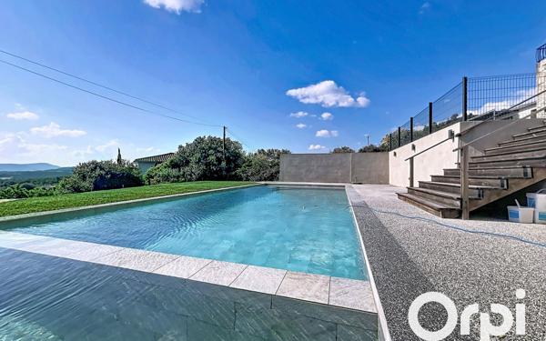 Maison à vendre    10 pièces •  Porto-Vecchio