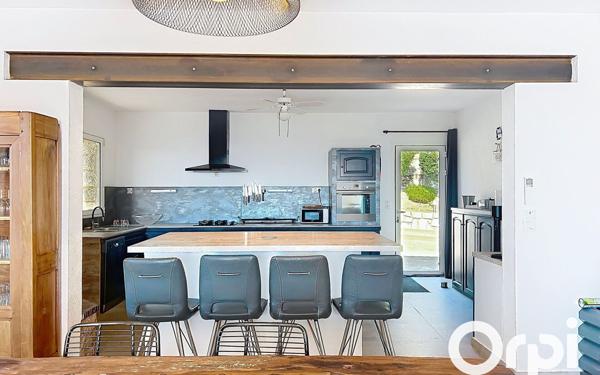 Maison à vendre    10 pièces •  Porto-Vecchio