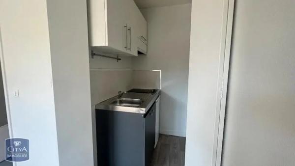 Appartement à louer 1 pièce 21.11m² Rosny-sous-Bois (93110)
