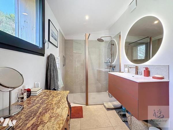Maison en bois bioclimatique de 66.31 m² + appartement indépendant de 25 m² sur terrain de 1 974 m²