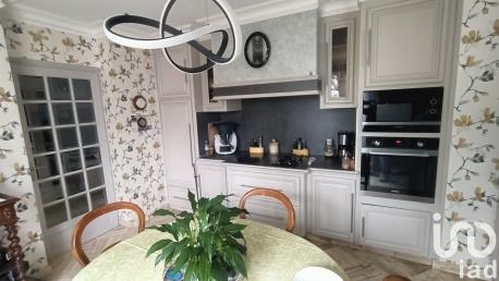 Maison à vendre 9 pièces 168 m² Doué-en-Anjou