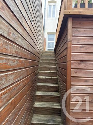 Maison à vendre  6 pièces - 138,22 m 2   BRIATEXTE  - 81
