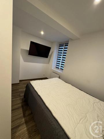 Maison à vendre  6 pièces - 138,22 m 2   BRIATEXTE  - 81