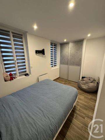 Maison à vendre  6 pièces - 138,22 m 2   BRIATEXTE  - 81
