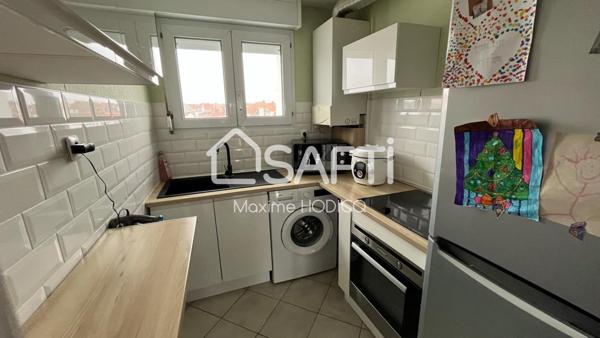 Appartement T3 rénové et lumineux avec vue mer.