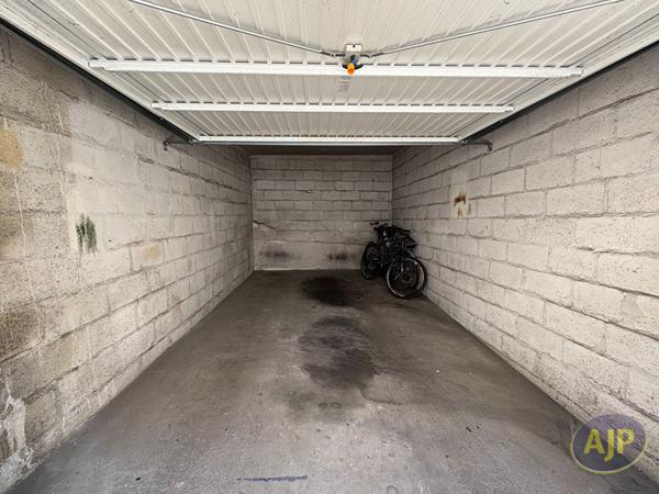 Parking à louer Nantes : 129€ - AJP Immobilier Nantes Ouest