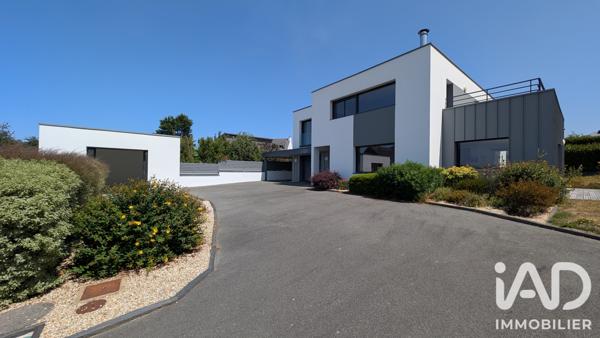 Maison à vendre 6 pièces 191,9 m² Lannion