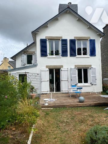 Maison à vendre - DINAN (22 100) - Belle maison bien entretenue, située dans une rue au calme c...