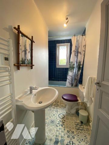 Maison à vendre - DINAN (22 100) - Belle maison bien entretenue, située dans une rue au calme c...