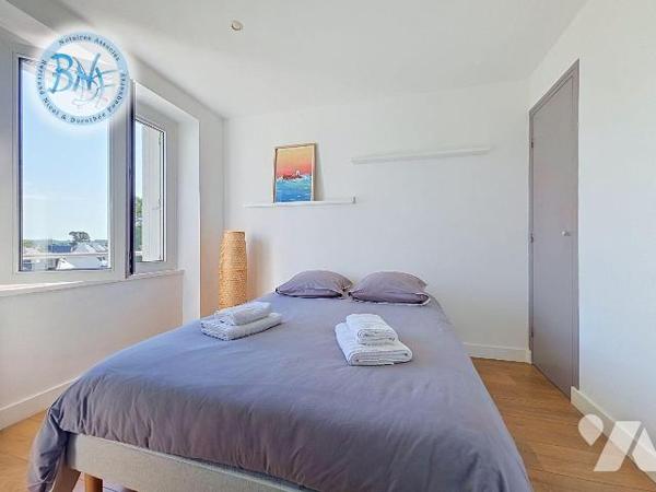 T3 rénové avec vue mer - Balcon Sud-Ouest - À deux pas des plages et du centre-ville

Situé a...