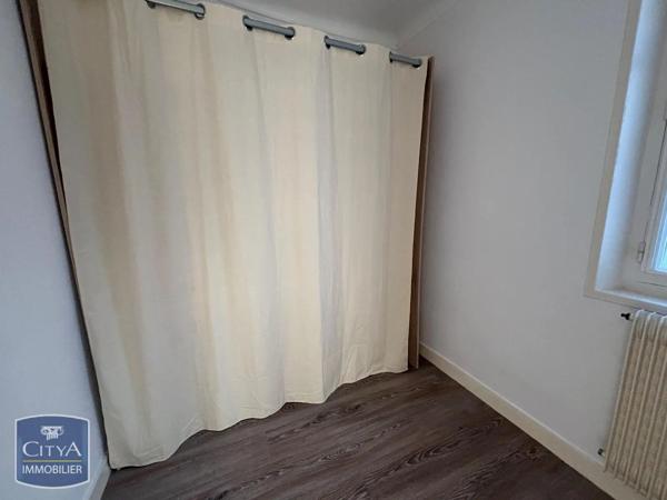 Maison à louer 3 pièces 91m² Bourges (18000)