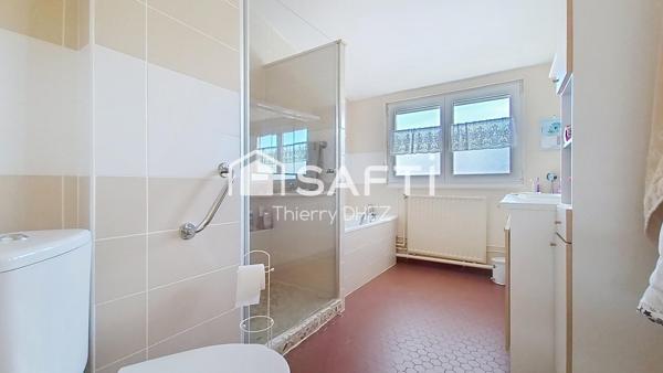 MOUVAUX - 108m² -Belle maison familiale de lotissement - 4 chambres, garage et jardin