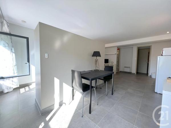 Appartement Studio à vendre  1 pièce - 36,47 m 2   AUBENAS  - 07