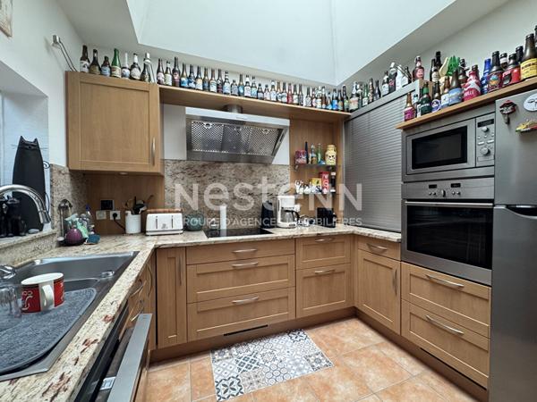 Maison de faubourg 150 m² Hab. - 4 chambres, garages, piscine, jardin