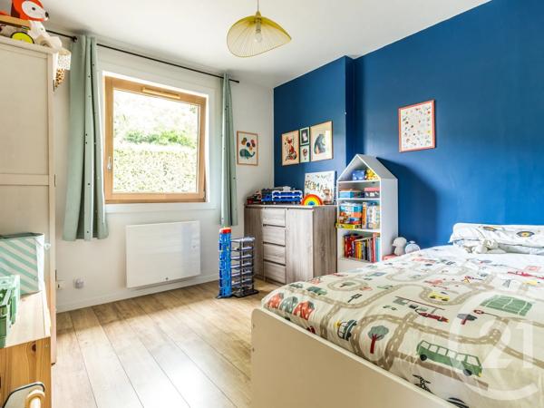 Maison à vendre  6 pièces - 120 m 2   MASSIEUX  - 01