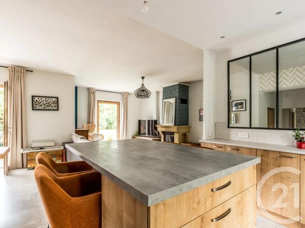 Maison à vendre  6 pièces - 120 m 2   MASSIEUX  - 01