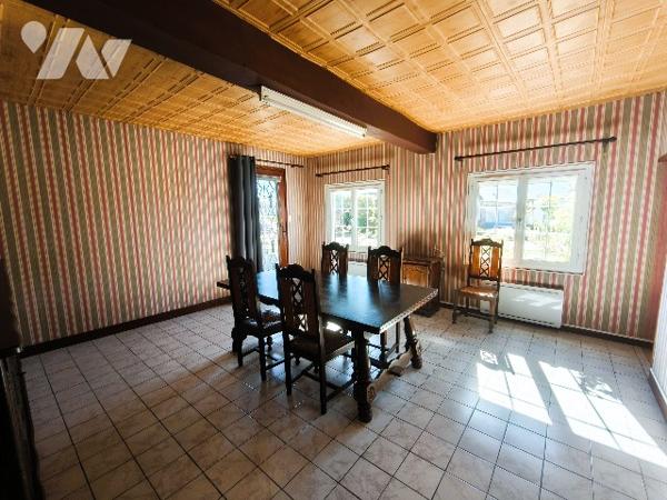 CHARMANTE MAISON DE PLAIN-PIED – UN BEAU POTENTIEL À RÉVÉLER !