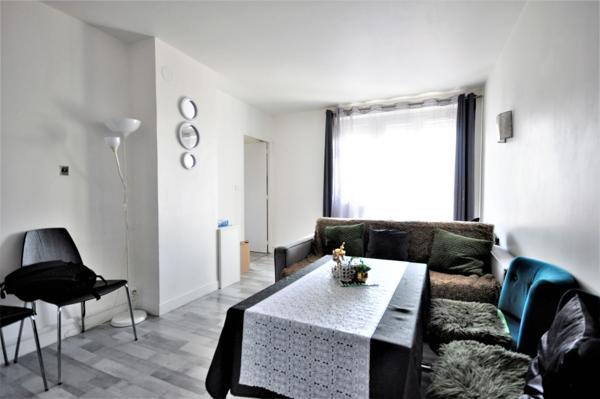 CLICHY BEAUJON (92) 2 pièces 41m² avec Balcon et cave