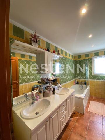 Maison de village 107 m² avec cour 65 m², 3 chambres et bureau à Cavaillon