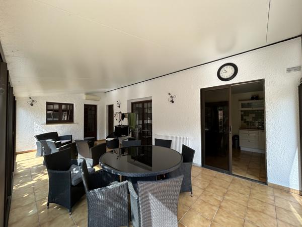 A 13 min de Carcassonne, Pavillon de 148 m2 avec garage et jardin Pezens (11170)
