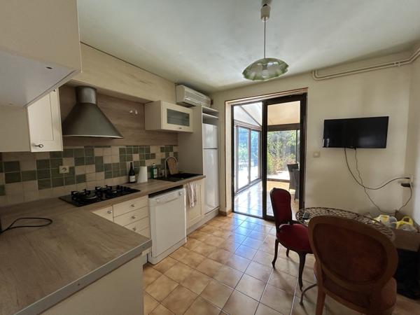 A 13 min de Carcassonne, Pavillon de 148 m2 avec garage et jardin Pezens (11170)