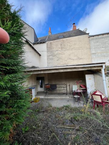 Immeuble à usage d'habitation et de commerce