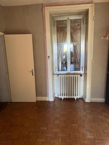 Immeuble à usage d'habitation et de commerce