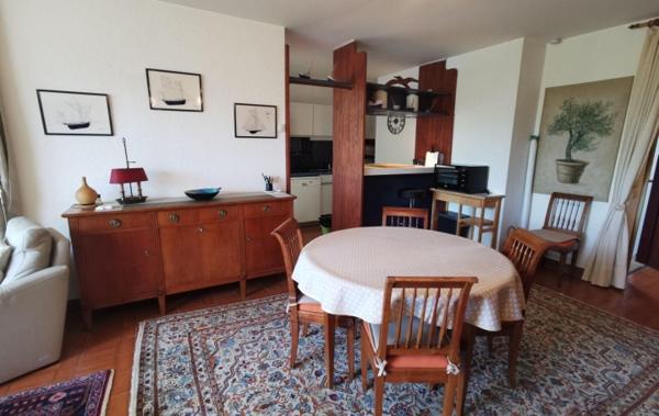 Vente Garage et grande terrasse de 72m² + garage à rafraîchir Le grau-du-roi   