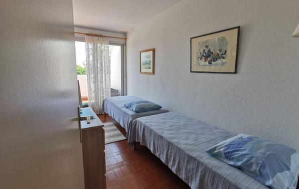 Vente Garage et grande terrasse de 72m² + garage à rafraîchir Le grau-du-roi   