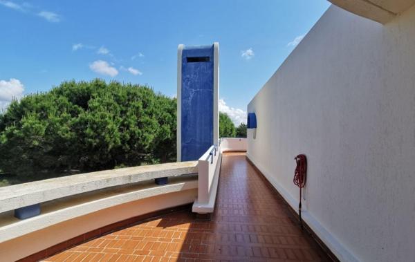 Vente Garage et grande terrasse de 72m² + garage à rafraîchir Le grau-du-roi   