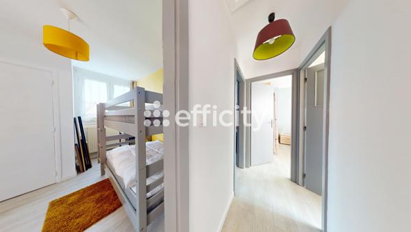 Maison 5 pièces - 85 m²