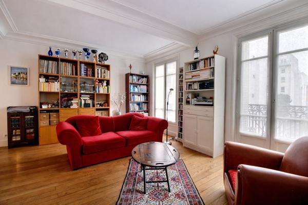 À vendre : Appartement 4 pièces à Paris - Référence V1051
