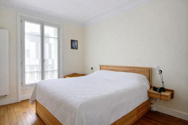 À vendre : Appartement 4 pièces à Paris - Référence V1051