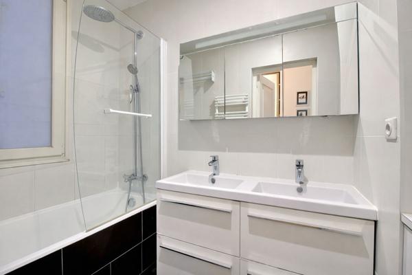 À vendre : Appartement 4 pièces à Paris - Référence V1051