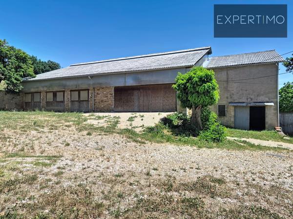 PROPRIÉTÉ DE CARACTÈRE ISOLEE AVEC 8 HECTARES ET GRANDES DÉPENDANCES – AVEYRON