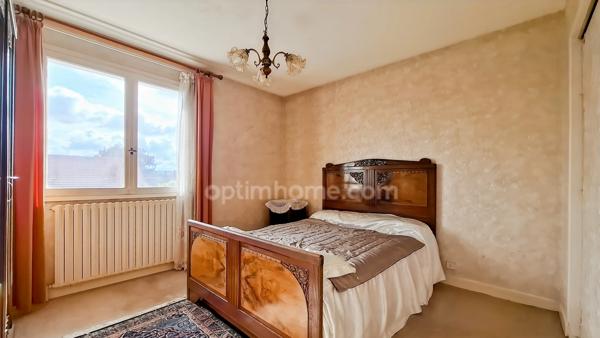 Maison à vendre 4 pièces à Bellerive-sur-Allier (03) – Sous-sol complet – Jardin clos – Quartier recherché