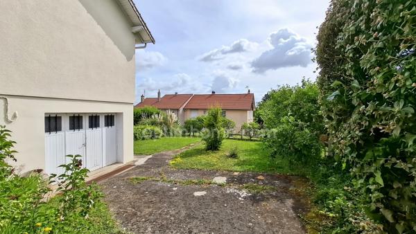 Maison à vendre 4 pièces à Bellerive-sur-Allier (03) – Sous-sol complet – Jardin clos – Quartier recherché