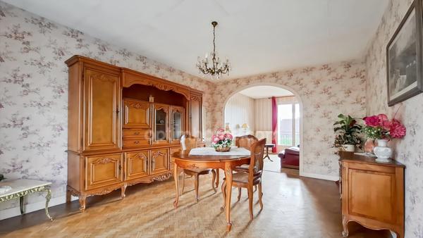 Maison à vendre 4 pièces à Bellerive-sur-Allier (03) – Sous-sol complet – Jardin clos – Quartier recherché