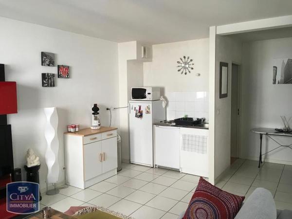 Appartement à louer 2 pièces 37.91m² Clermont-Ferrand (63000)
