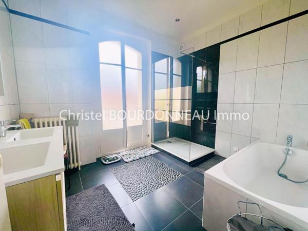 Maison Lagny Sur Marne 9 pièce(s) 201 m2