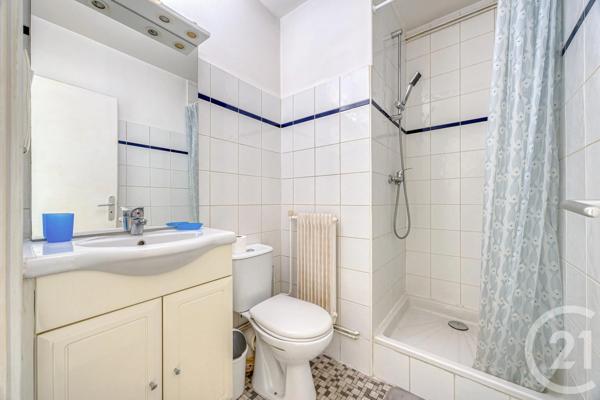 Appartement T1 à vendre  1 pièce - 25,24 m 2   AIX LES BAINS  - 73