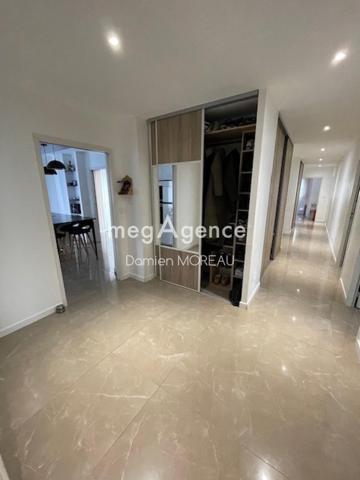 Maison à Brech, 56400 - 6 pièces 144m²