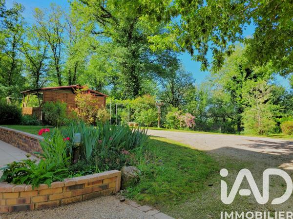 Maison à vendre 7 pièces 158 m² Saint-Viance
