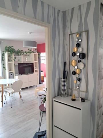 Appartement Fagnieres 4 pièce(s) 77 m2