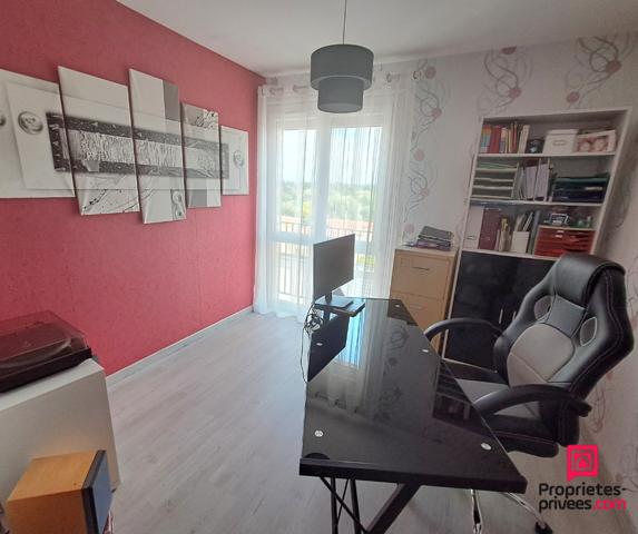 Appartement Fagnieres 4 pièce(s) 77 m2