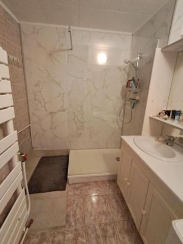 Appartement Fagnieres 4 pièce(s) 77 m2