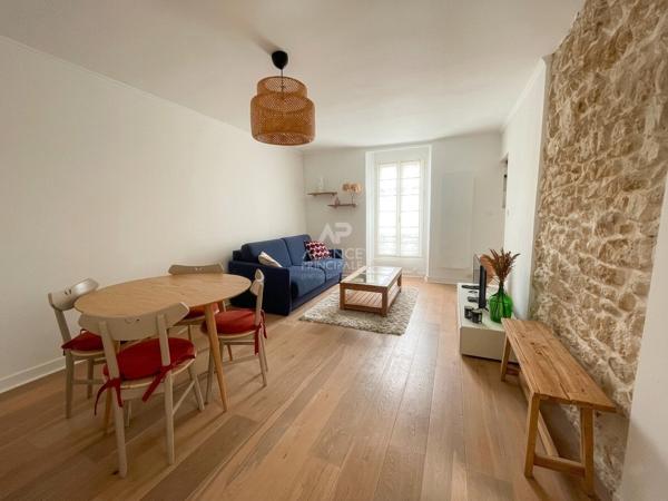SEVRES CENTRE - APPARTEMENT DE CHARME Loyer 1 500 €/mois charges comprises **  - Référence  669-S