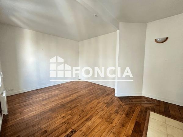 Location Studio 24.06 m² - 52 RUE JEAN BLEUZEN Vanves 92170