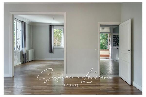 Habitation de charme des années 20 au coeur de la verdure